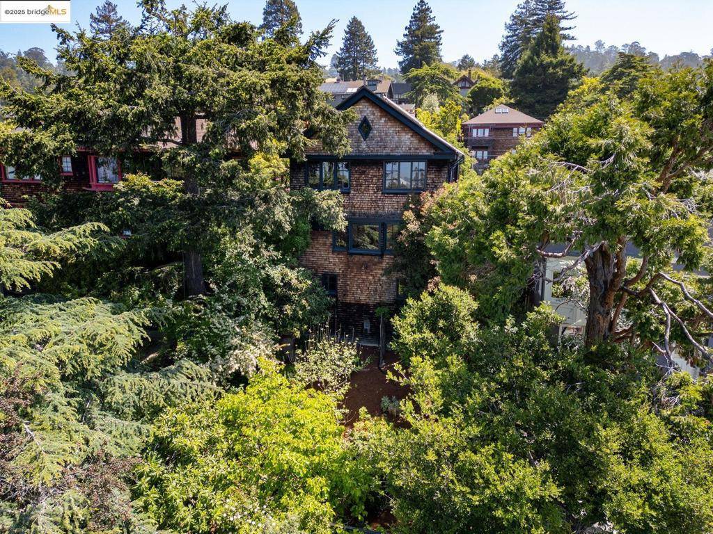 Berkeley, CA 94708,1324 Arch St