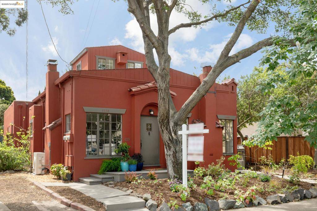 Berkeley, CA 94702,1110 Chaucer St