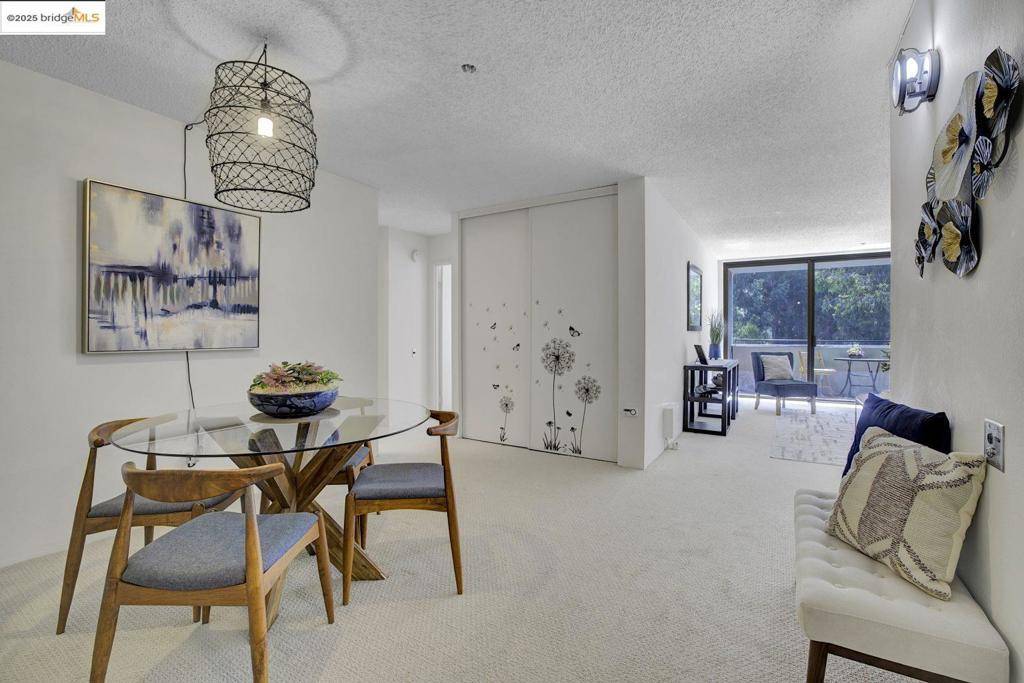 Albany, CA 94706,555 Pierce St #842