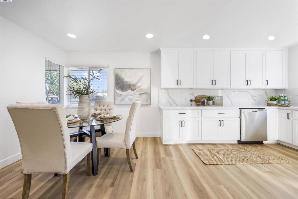 Livermore, CA 94551,1598 Bluebell Dr