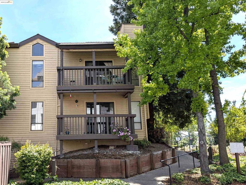 Pleasant Hill, CA 94523,99 Cleaveland Rd #1