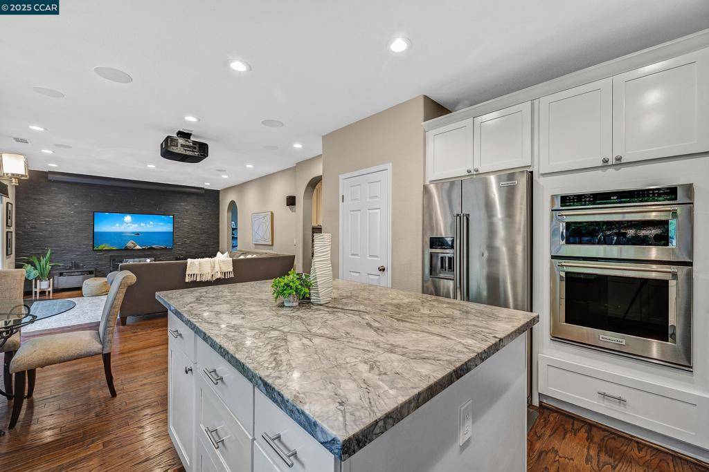 Danville, CA 94506,100 Bedford Ct