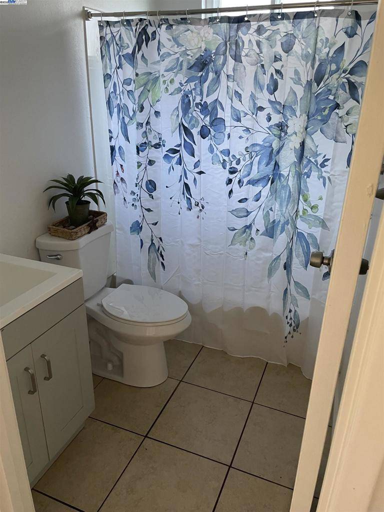 Sacramento, CA 95832,7927 Albion Way