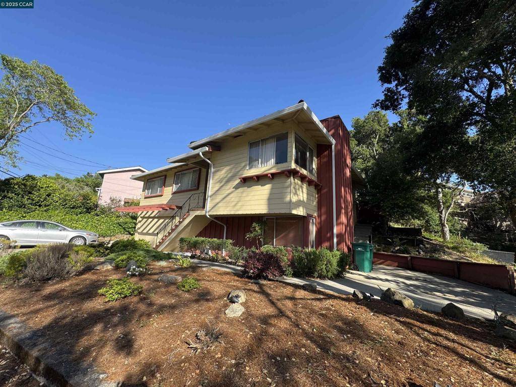 Oakland, CA 94605,51 Elysian Fields Dr