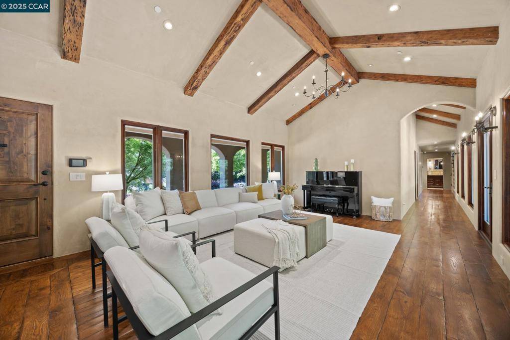 Orinda, CA 94563,80 Rheem Blvd