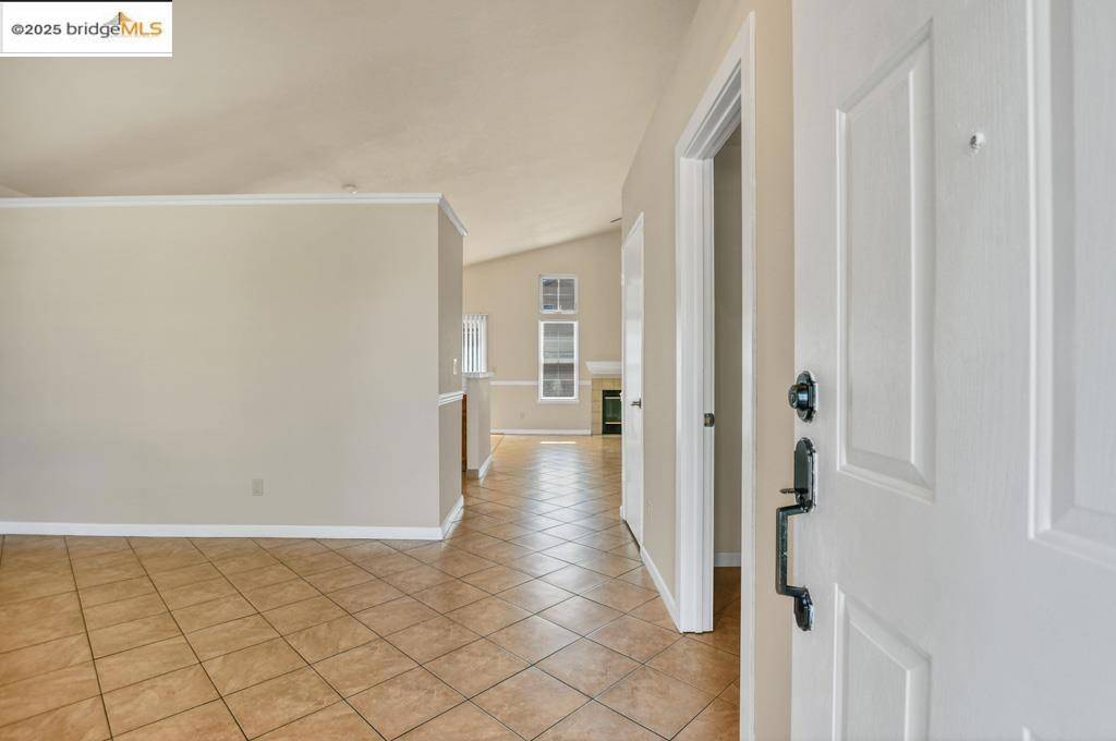 Stockton, CA 95206,2410 Almaden Ct