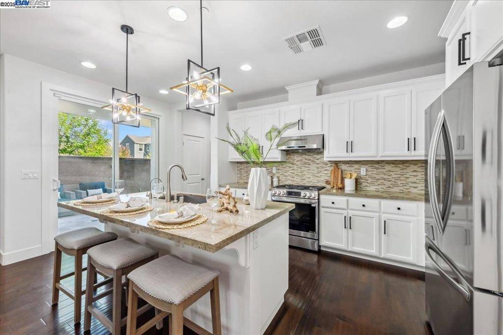 Dublin, CA 94568,4220 Panorama Dr