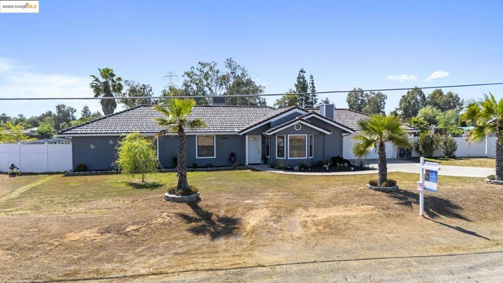 CA 93638,18118 Road 26