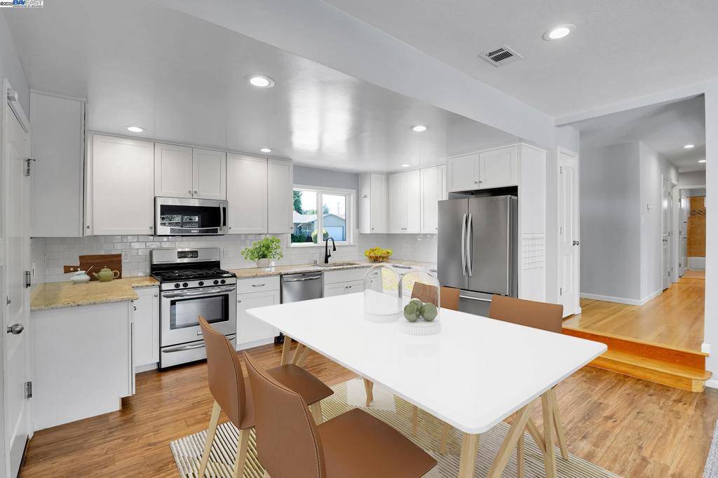 Concord, CA 94521,1691 Woodcrest Dr