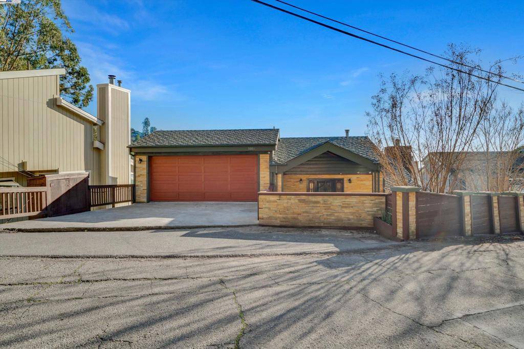 Oakland, CA 94611,7001 Elverton Dr