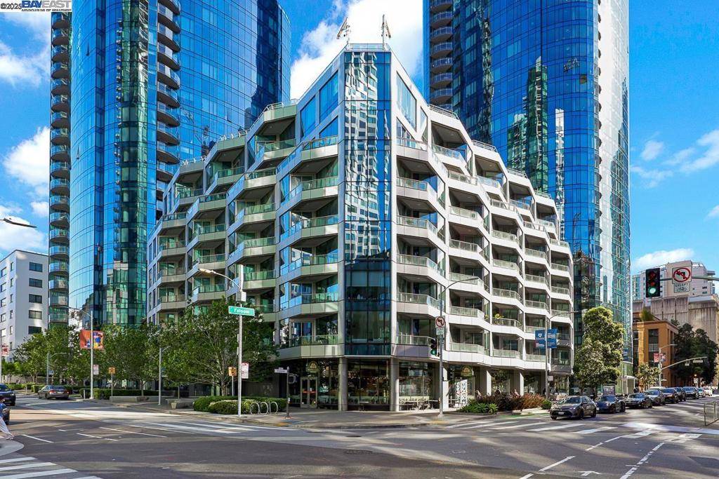 San Francisco, CA 94105,318 Main St #7A