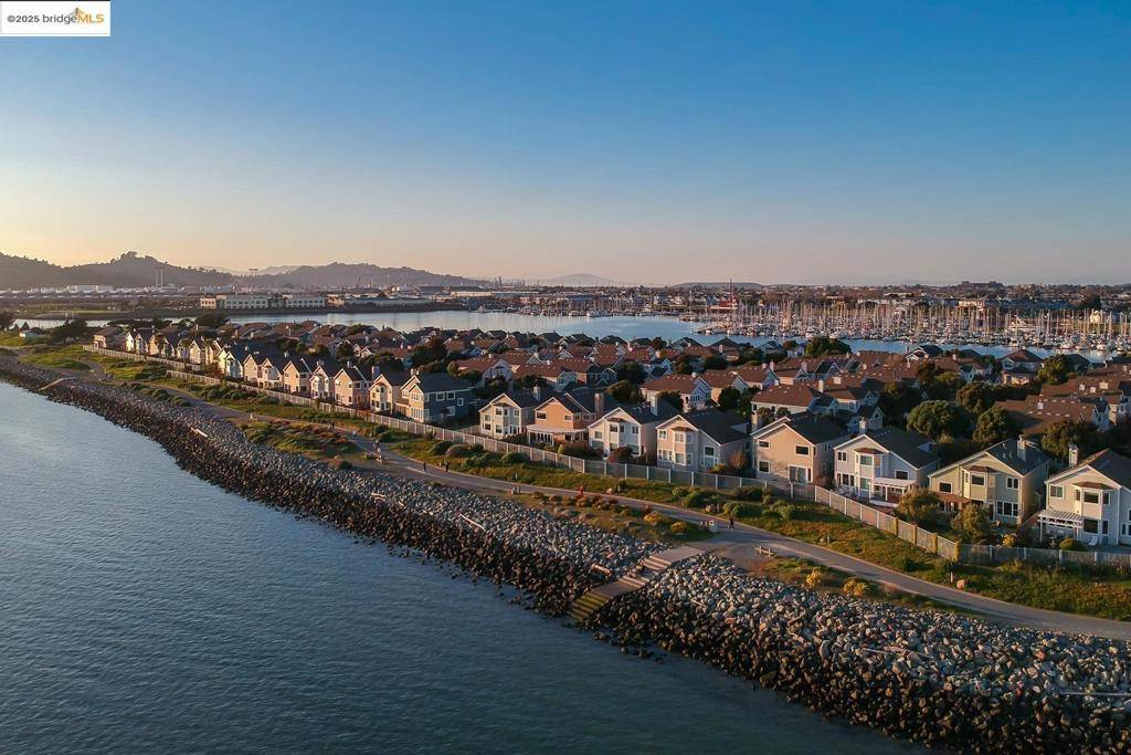 Richmond, CA 94804,53 Harbor View Dr