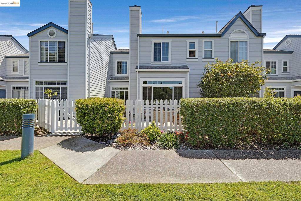Richmond, CA 94804,408 Commodore Dr