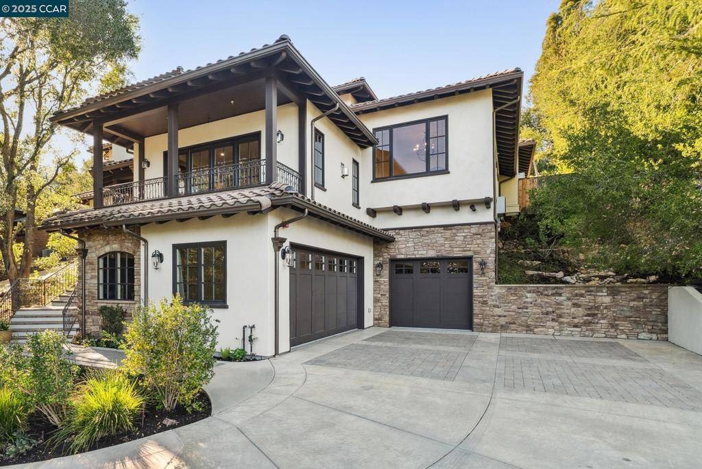 Lafayette, CA 94549,1121 RAHARA DRIVE