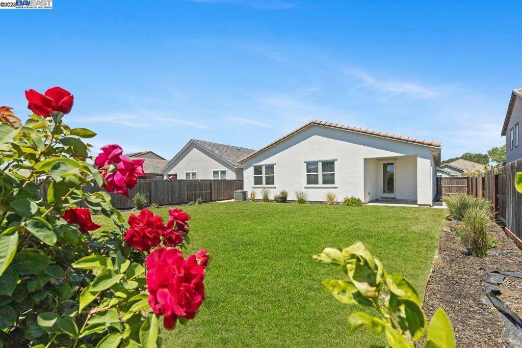 Lathrop, CA 95330,946 Osprey Dr
