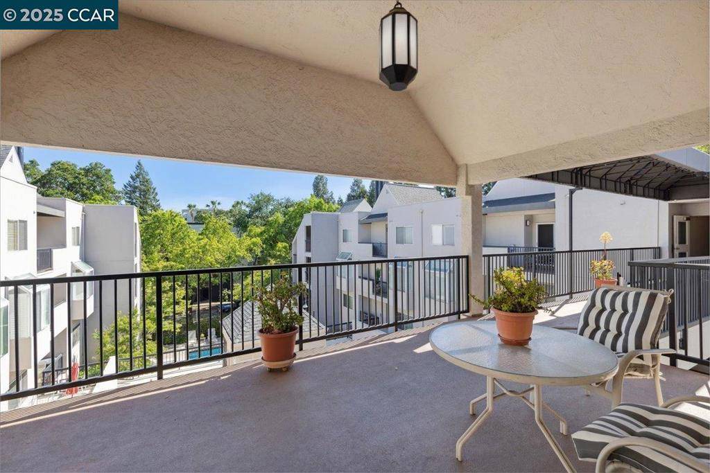 Walnut Creek, CA 94597,3183 Wayside Plz #320