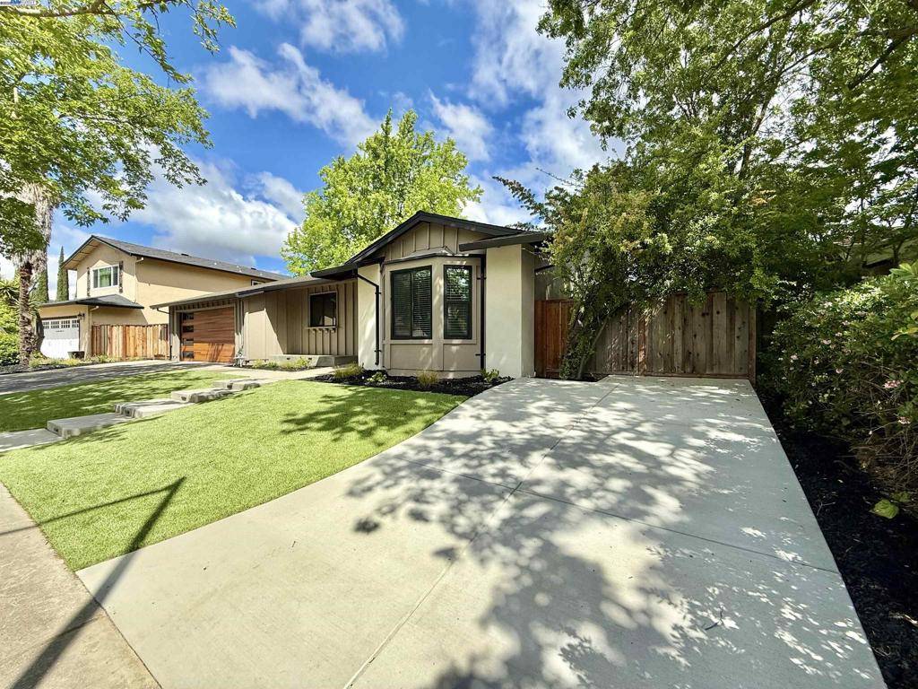 Pleasanton, CA 94588,4885 Muirwood Dr