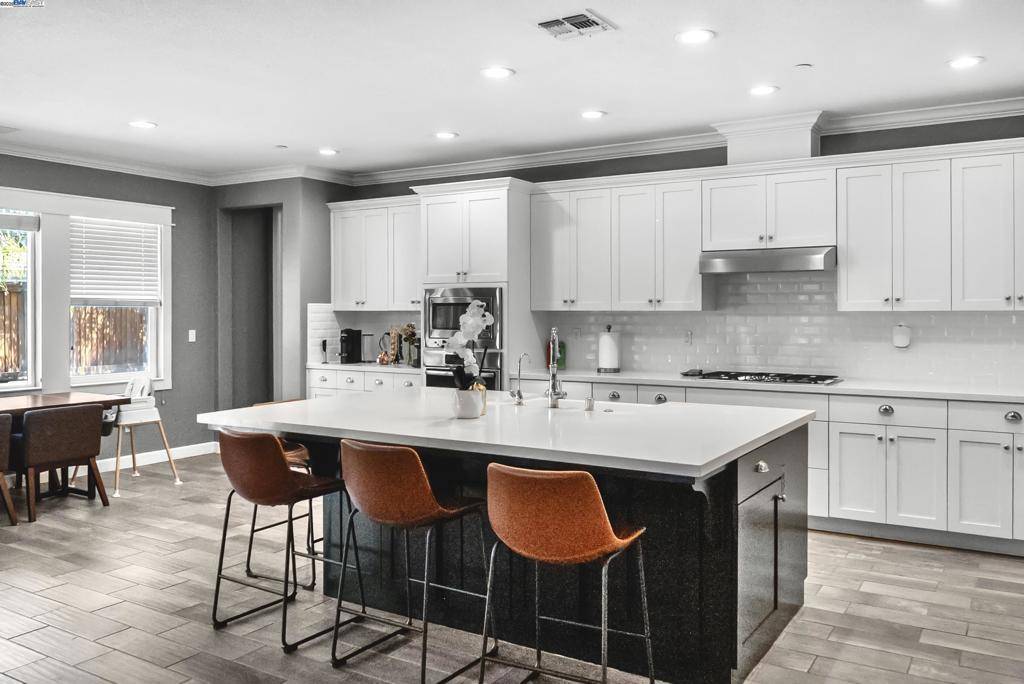 Brentwood, CA 94513,631 Auburn Way