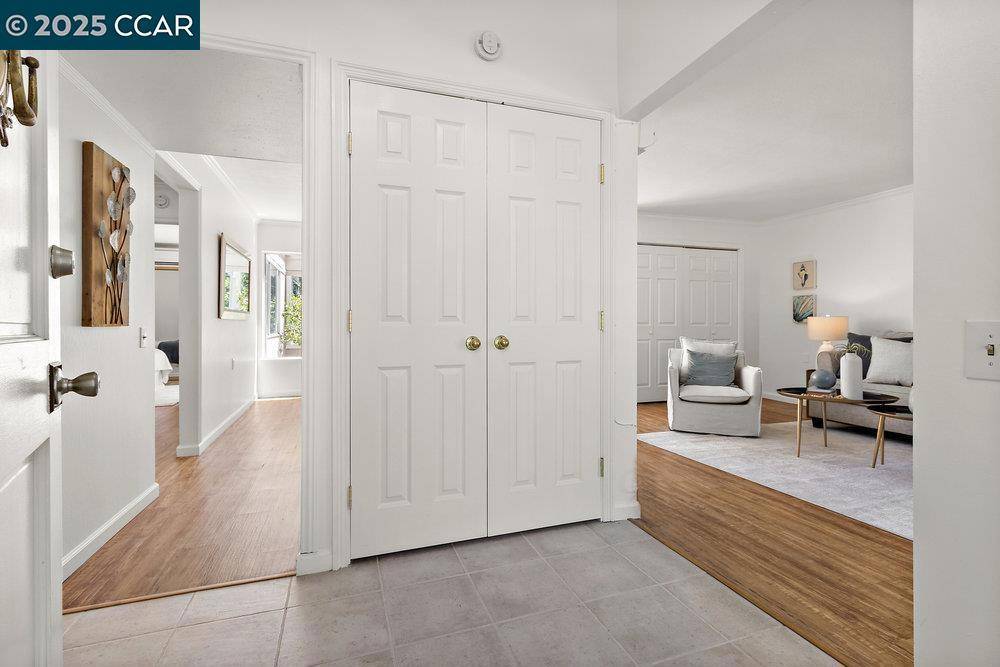 Walnut Creek, CA 94595,2144 Tice Creek Dr #4