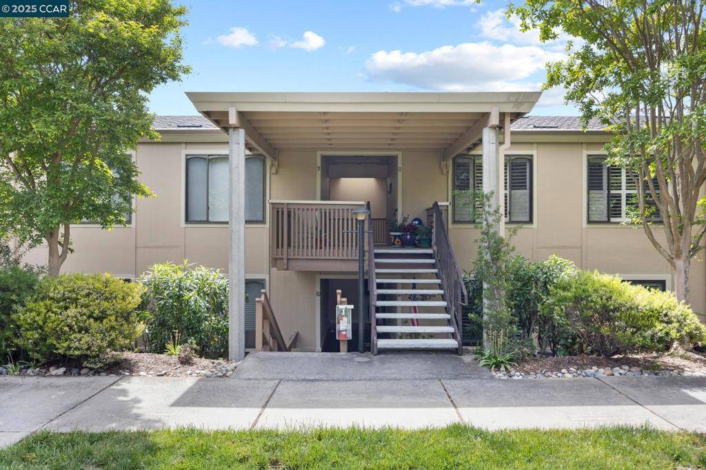 Walnut Creek, CA 94595,2925 Golden Rain Rd #12