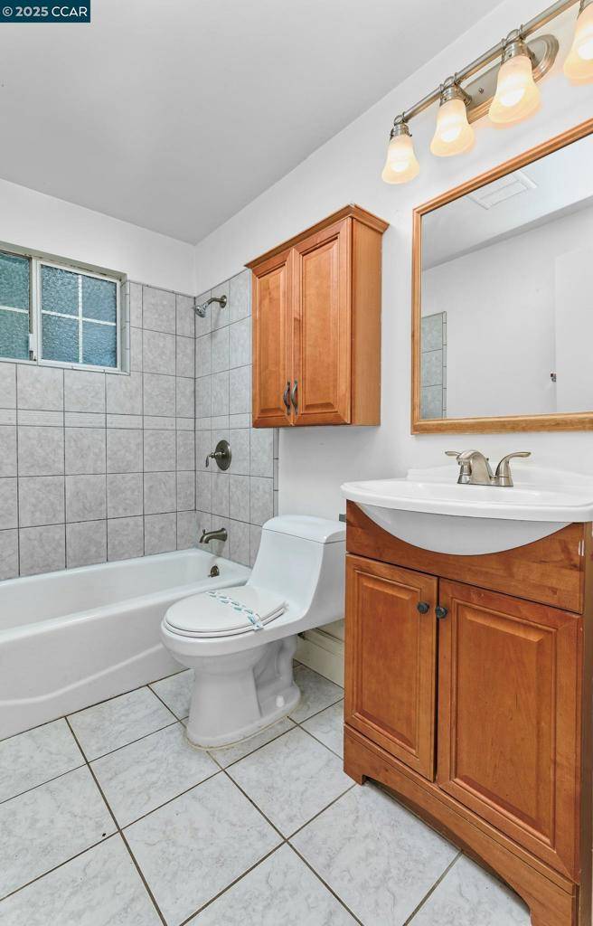 North Highlands, CA 95660,5708 Georgia Dr