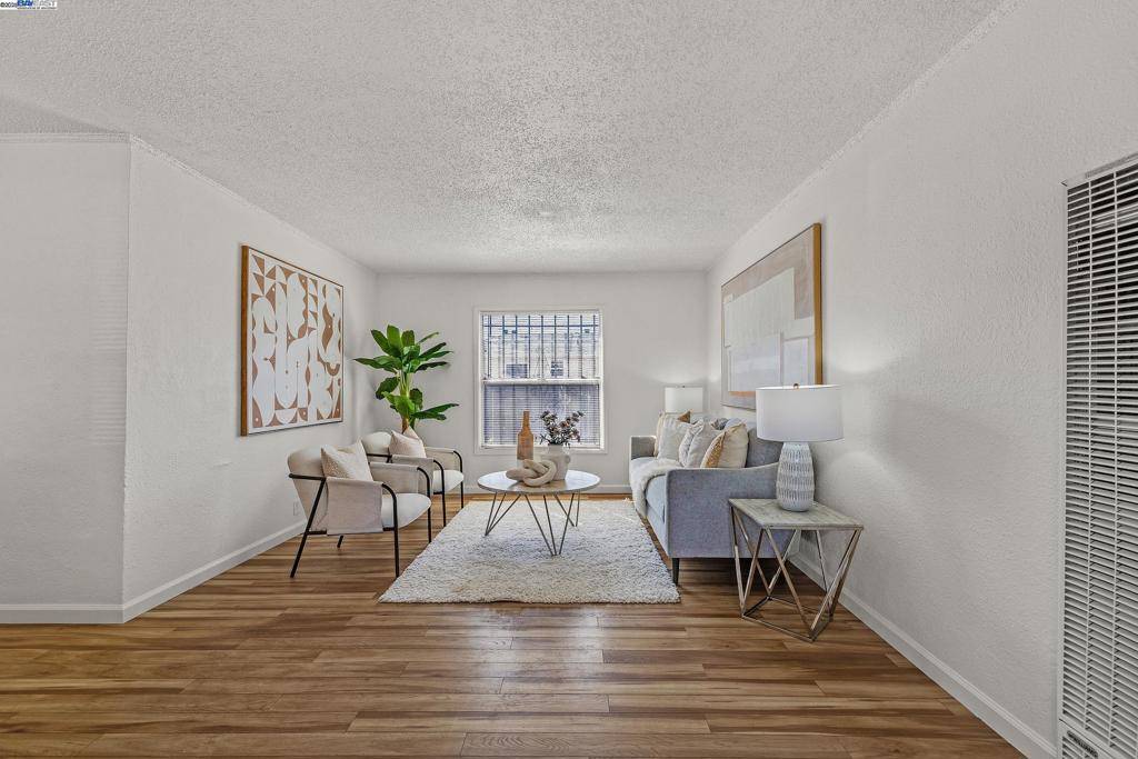 Oakland, CA 94603,408 Burlwood Ave