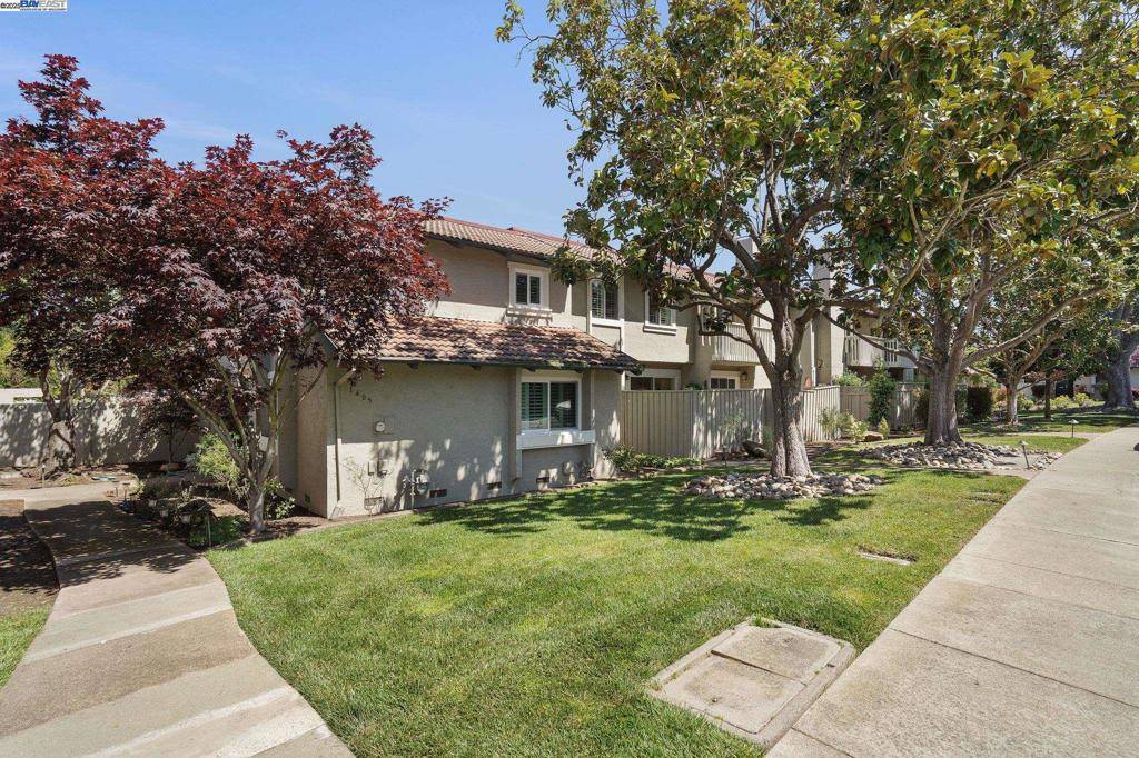 Moraga, CA 94556,1407 Camino Peral