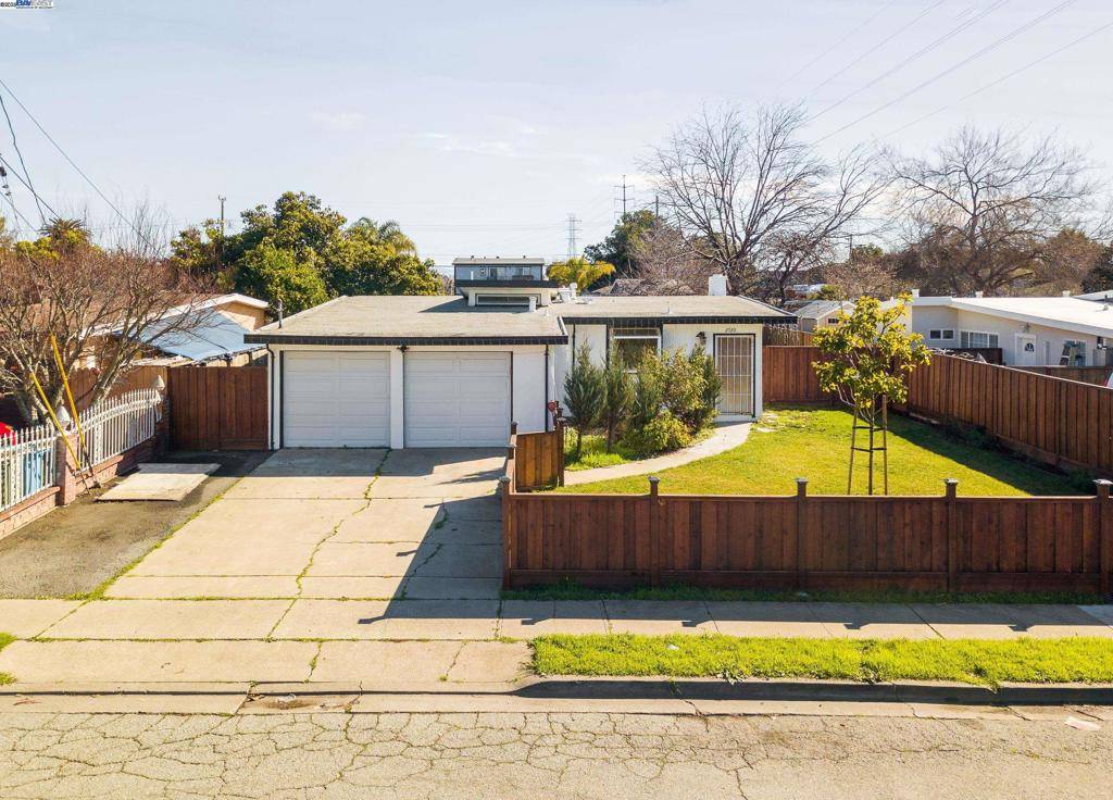 East Palo Alto, CA 94303,2720 Fordham St