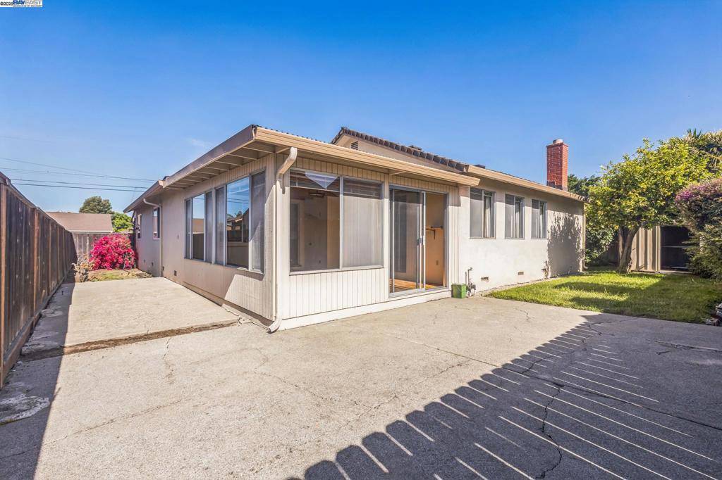 San Leandro, CA 94578-4212,822 Lasuen Drive