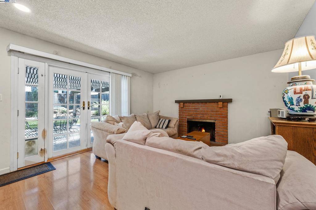 Livermore, CA 94550,5436 Charlotte Way