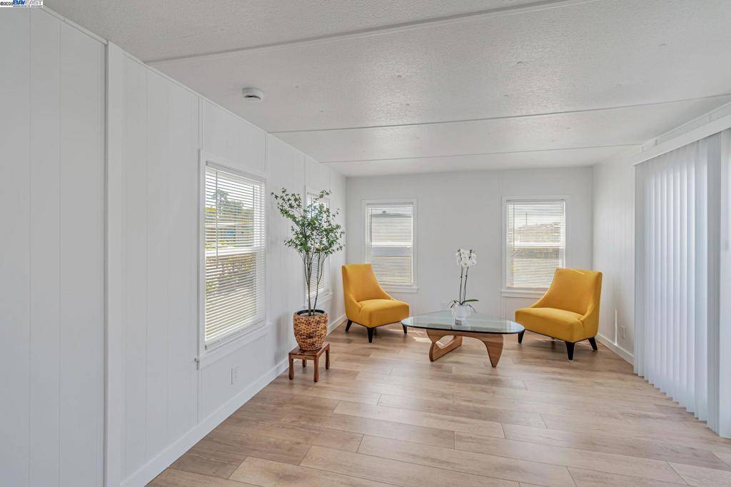 South San Francisco, CA 94080,1700 El Camino Real