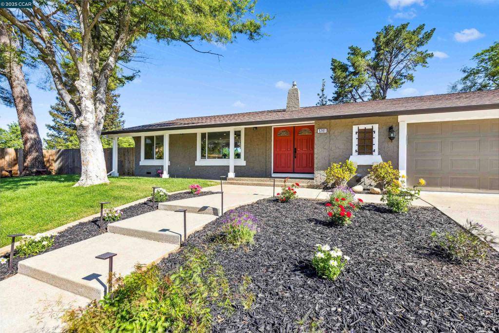 Concord, CA 94521,5701 Lewis Way