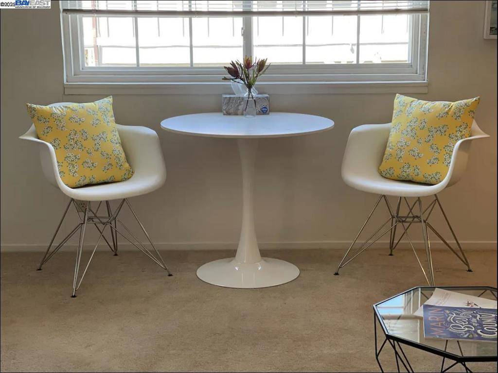 Mill Valley, CA 94941,301 Poplar St