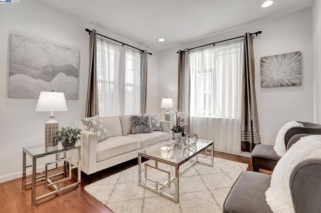Milpitas, CA 95035,1103 Vida Larga Loop