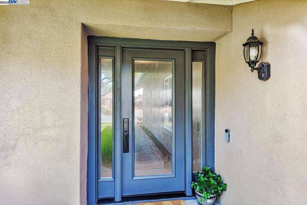 Union City, CA 94587,4318 Ellen Way