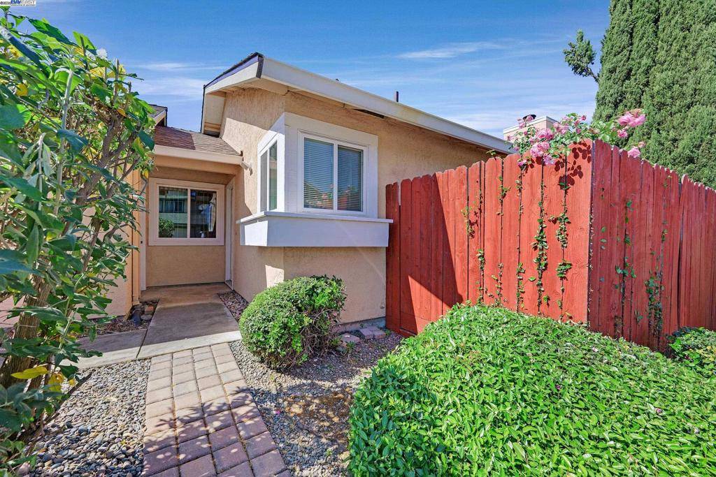 Pleasanton, CA 94588,2280 Delucchi Dr