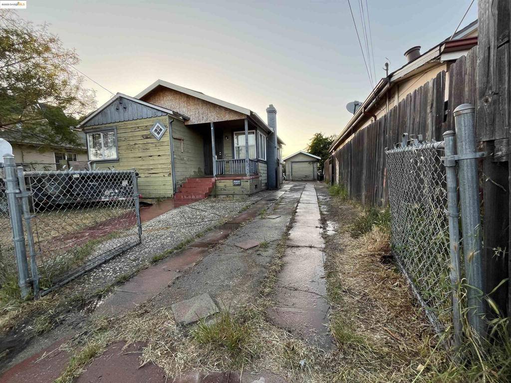 Oakland, CA 94621,2057 84Th Ave