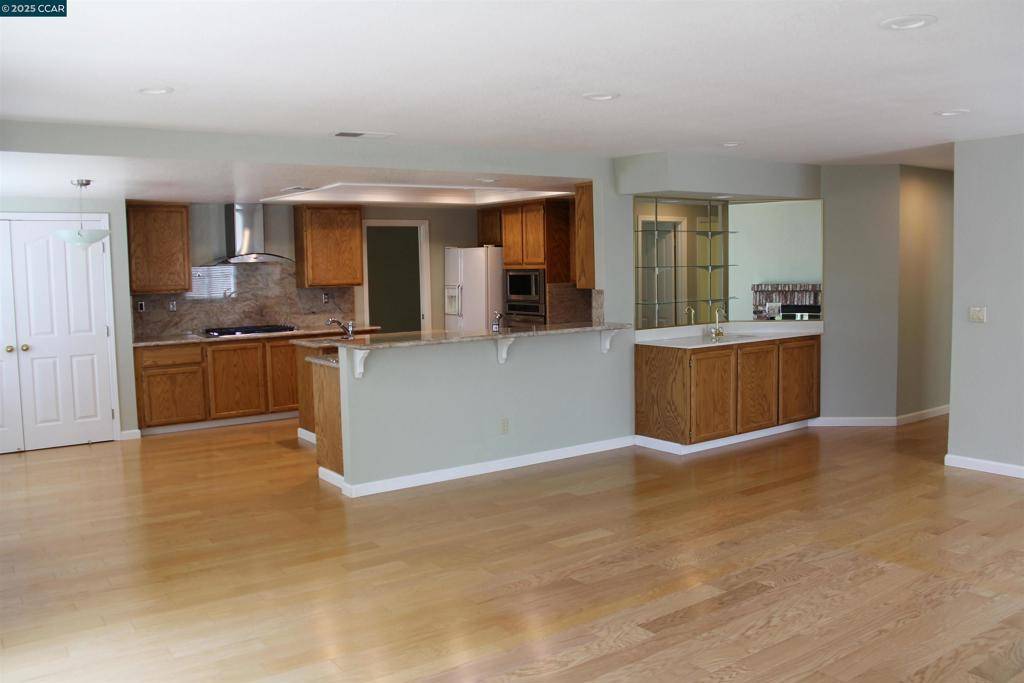 338 Newcastle Ln Danville, CA 94506