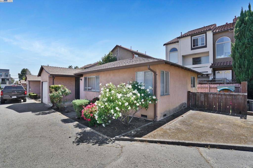 Hayward, CA 94544,656 Berry Ave