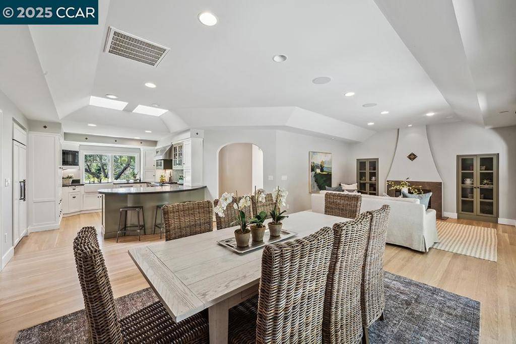 Lafayette, CA 94549,390 Castello Rd