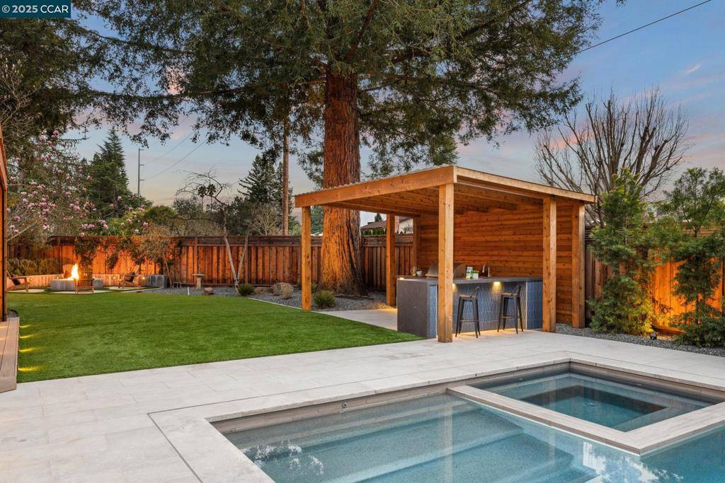 Danville, CA 94526,17 Canary Ct