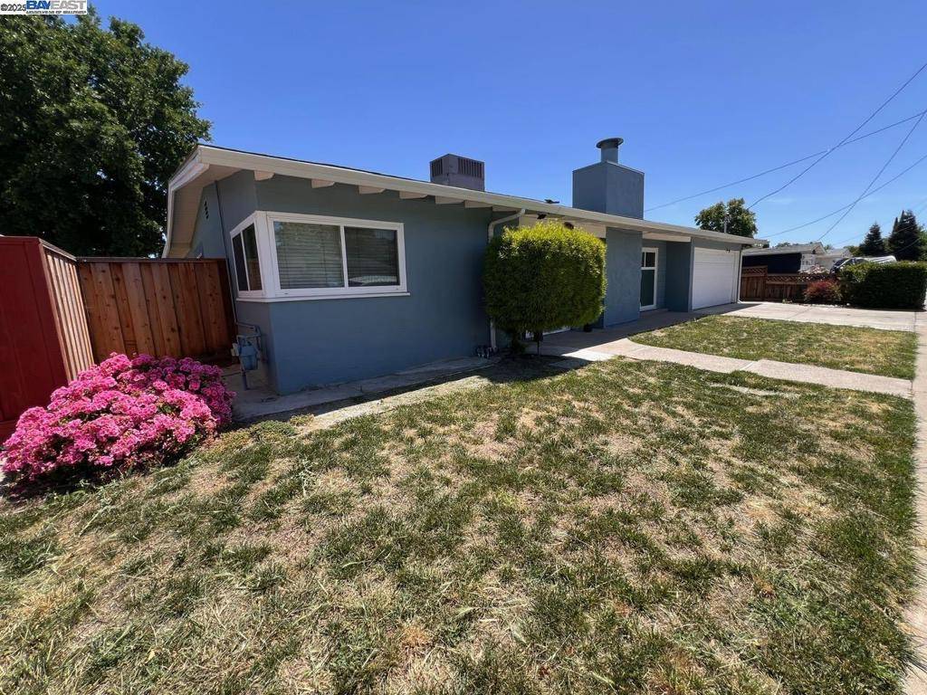 Concord, CA 94520,2748 Eastgate Ave
