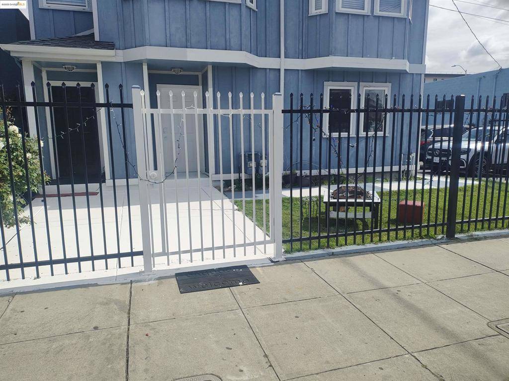 Oakland, CA 94601,3532 San Leandro St