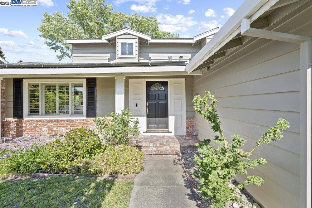 Martinez, CA 94553,6649 Waverly Rd