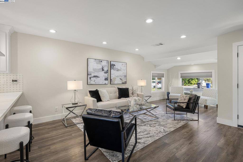 Concord, CA 94520,2505 Maple Ave