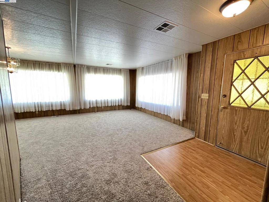 San Leandro, CA 94579,404 Santa Monica