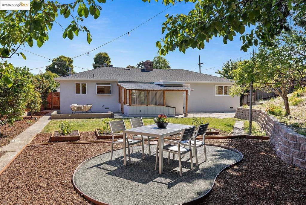 Richmond, CA 94803,4511 Gregory Way