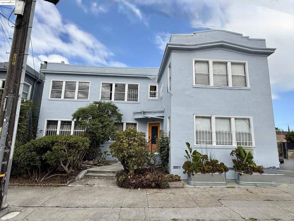 Oakland, CA 94609,3999 Clarke