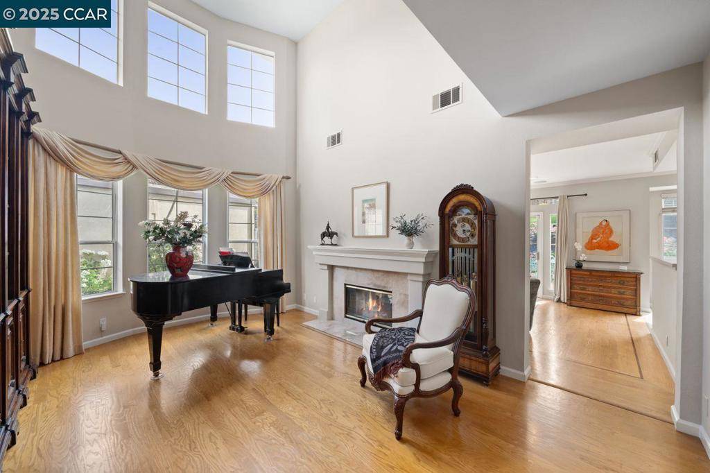 Danville, CA 94526-2940,240 Glasgow Circle