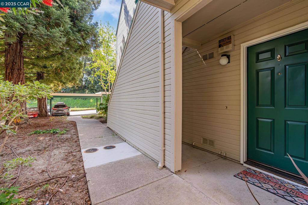 Richmond, CA 94806-5260,3616 Stoneglen S